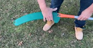 how to use a manual pole saw